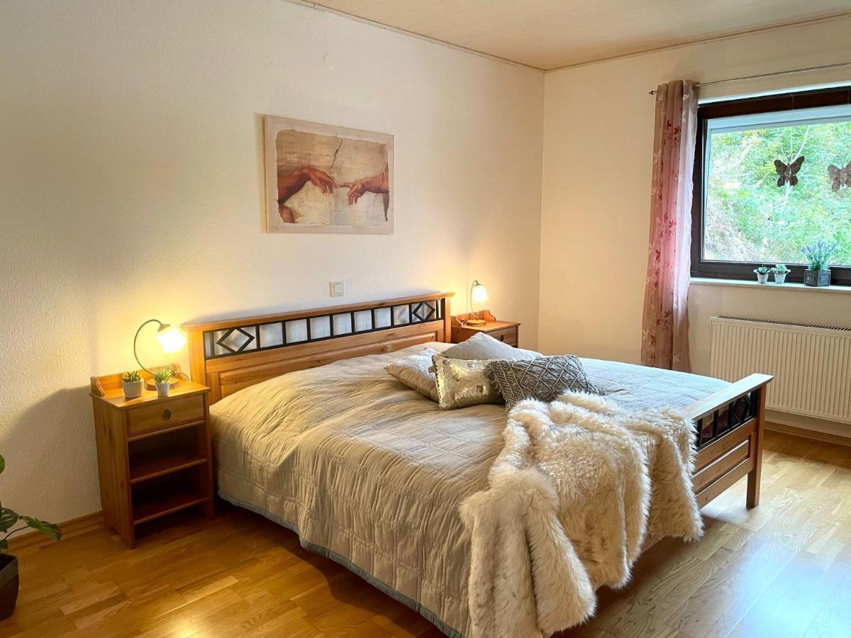Ferienwohnung Am Kreuzberg Шляйден Екстер'єр фото